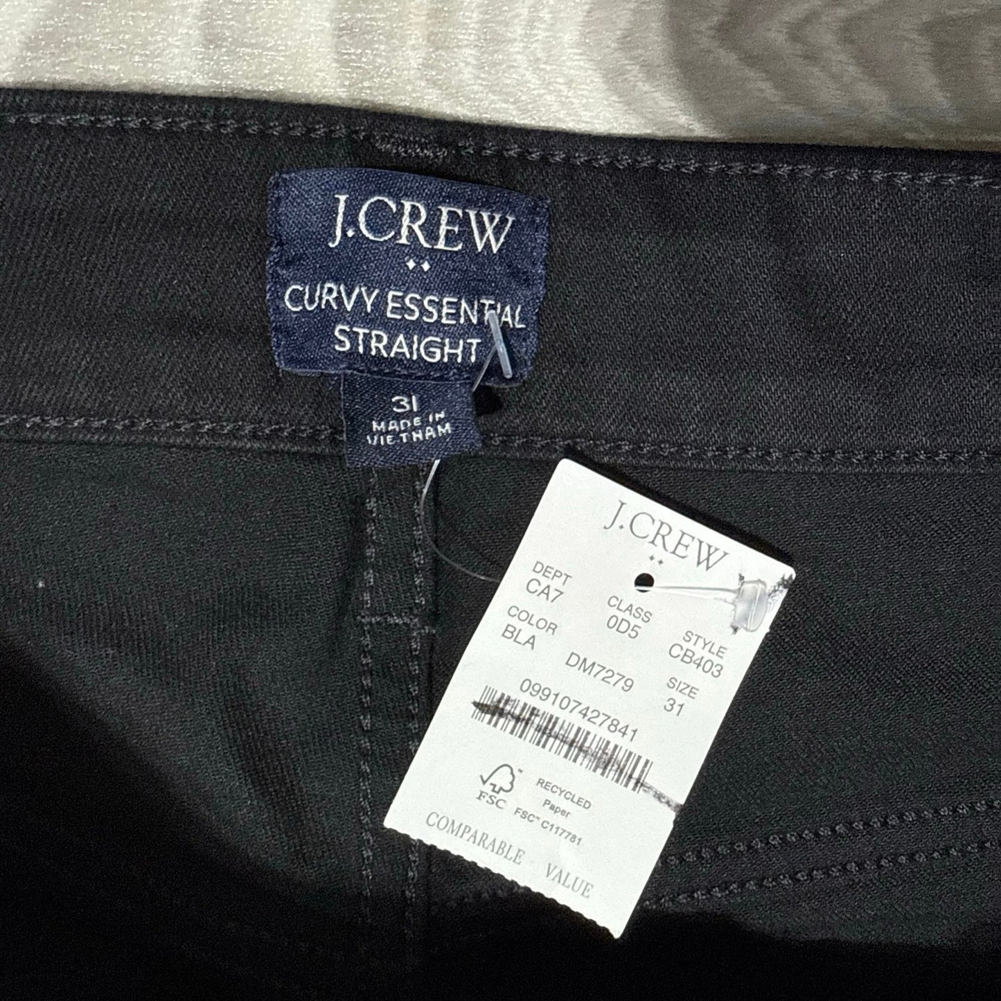 J. Crew Curvy Essential Straight Black Jean in All-Day Stretch Size 31