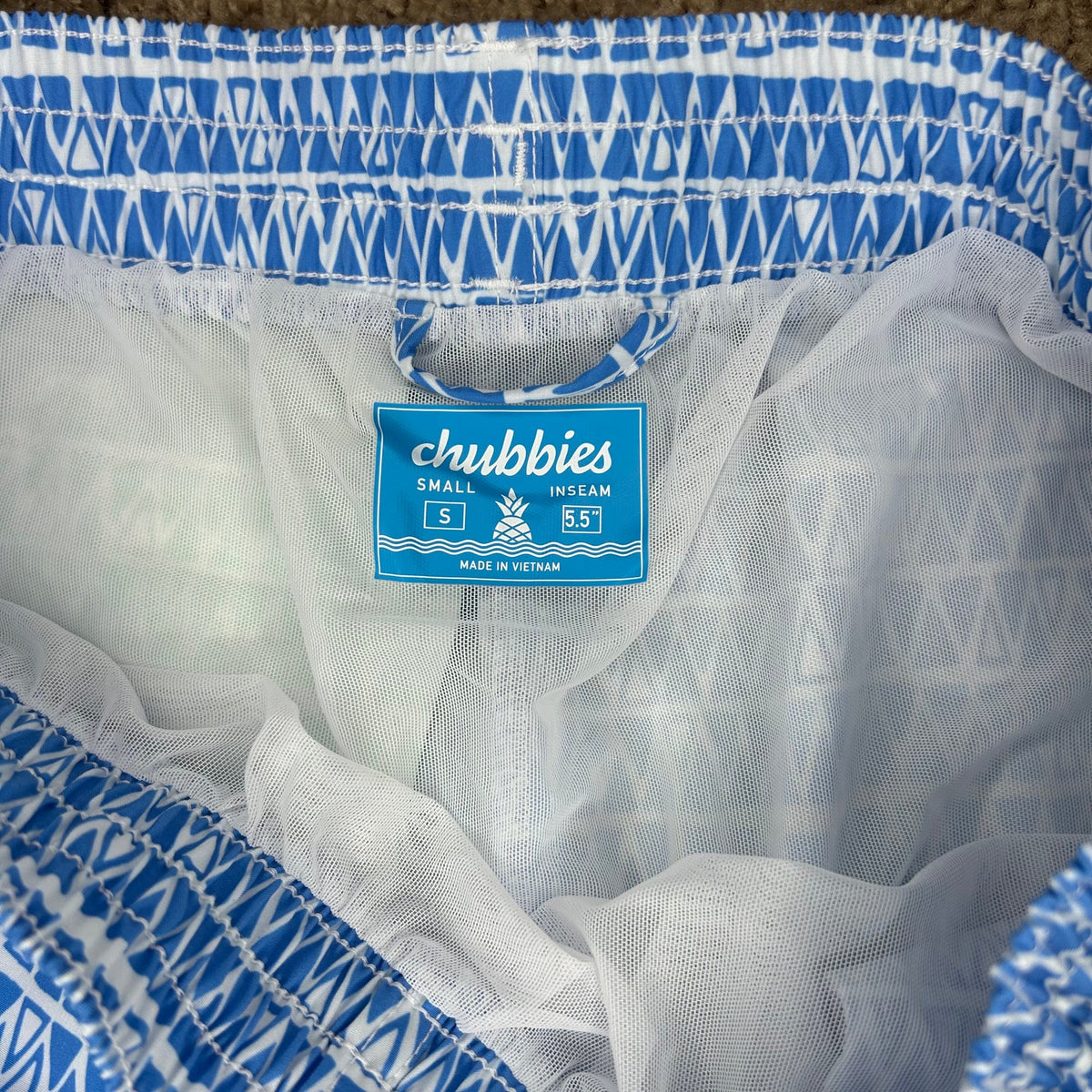 Chubbies The Ocean Trifecta 5.5" Swim Trunks Size S
