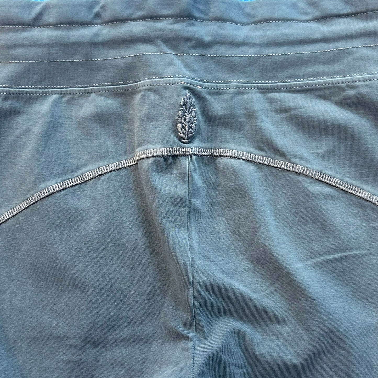 Free People Movement New Flow Flares in Faded Indigo Size M