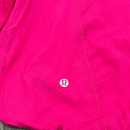 Lululemon License to Train Lightweight Jacket in Passionate Size 4